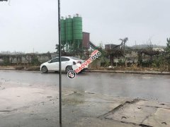 Xe Kia Cerato MT năm sản xuất 2017, màu trắng 