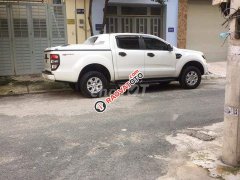 Bán Ford Ranger AT sản xuất 2017, màu trắng 