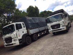 Hyundai HD320 4 chân mui bạt, đời 2014, đã sử dụng Hyundai HD320 4 chân mui bạt, đời 2014, đã sử dụng