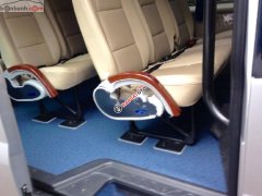 Bán Ford Transit Luxury đời 2017, màu bạc