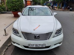 Bán xe Lexus LS 460L sản xuất 2010, model 2011, màu trắng, nội thất kem