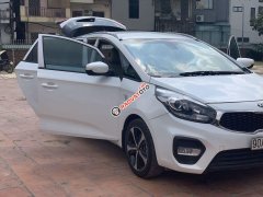 Cần bán xe Kia Rondo MT đời 2017, màu trắng số sàn, giá chỉ 465 triệu