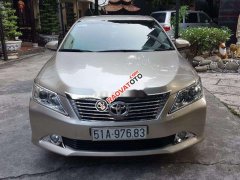 Bán Toyota Camry đời 2014, màu vàng, giá 850tr Bán Toyota Camry đời 2014, màu vàng, giá 850tr