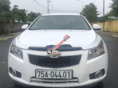 Bán xe Chevrolet Cruze MT sản xuất năm 2014, màu trắng Bán xe Chevrolet Cruze MT sản xuất năm 2014, màu trắng
