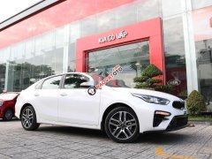 Bán Kia Cerato đời 2019, màu trắng, giá cạnh tranh Bán Kia Cerato đời 2019, màu trắng, giá cạnh tranh