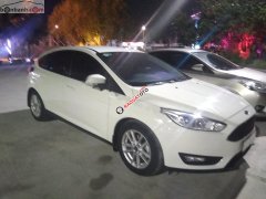 Bán Ford Focus Trend 1.5L 2017, màu trắng