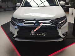 Cần bán Mitsubishi Outlander 2.0 CVT Premium sản xuất 2019, màu trắng Cần bán Mitsubishi Outlander 2.0 CVT Premium sản xuất 2019, màu trắng