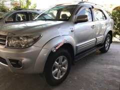 Cần bán Toyota Fortuner 2.5G đời 2009, màu bạc, giá 585tr Cần bán Toyota Fortuner 2.5G đời 2009, màu bạc, giá 585tr