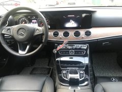 Bán xe Mercedes C200 đời 2017, màu đen Bán xe Mercedes C200 đời 2017, màu đen