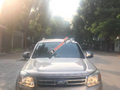 Cần bán gấp Ford Everest đời 2014 số sàn xe còn mới nguyên Cần bán gấp Ford Everest đời 2014 số sàn xe còn mới nguyên