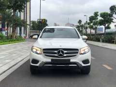 Bán Mer GLC250 4Matic sx 2017, ĐK tháng 3/2018 màu Trắng nội thất NÂU, chạy hơn 3v km,Bao check/test Bán Mer GLC250 4Matic sx 2017, ĐK tháng 3/2018 màu Trắng nội thất NÂU, chạy hơn 3v km,Bao check/test