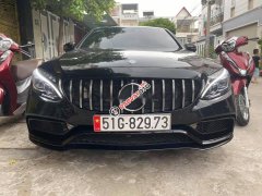 Cần bán gấp Mercedes C300 sản xuất 2017, màu đen, xe nhập