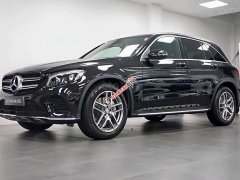 Cần bán Mercedes GLC 300 4 Matic đời 2019, màu đen, giá tốt