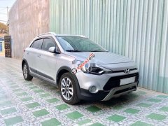Bán Hyundai i20 Active năm sản xuất 2015, màu bạc, xe gia đình Bán Hyundai i20 Active năm sản xuất 2015, màu bạc, xe gia đình