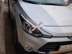 Bán xe Hyundai i20 Active năm 2015, màu trắng, nhập khẩu, giá chỉ 455 triệu Bán xe Hyundai i20 Active năm 2015, màu trắng, nhập khẩu, giá chỉ 455 triệu