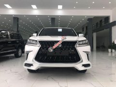 Cần bán gấp chiếc Lexus Lx570 Super Sport, sản xuất 2018, màu trắng, giao nhanh
