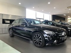 Mercedes-Benz C200 mới - Giảm giá hơn 200 triệu