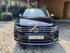 Bán xe Volkswagen Tiguan Allspace 2018, màu đen, nhập khẩu nguyên chiếc Bán xe Volkswagen Tiguan Allspace 2018, màu đen, nhập khẩu nguyên chiếc