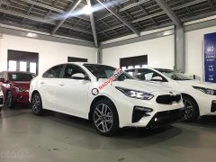 Cần bán Kia Cerato sản xuất năm 2020, màu trắng Cần bán Kia Cerato sản xuất năm 2020, màu trắng