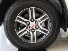 Cần bán xe Toyota Fortuner đời 2020, màu trắng Cần bán xe Toyota Fortuner đời 2020, màu trắng