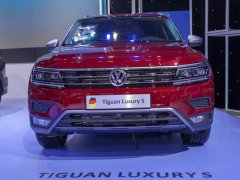 Khuyến mãi xe Tiguan Luxury S bản cao cấp nhất - dành cho những khách hàng mê Offroad Khuyến mãi xe Tiguan Luxury S bản cao cấp nhất - dành cho những khách hàng mê Offroad