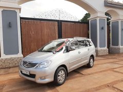 Cần bán xe Toyota Innova sản xuất 2010, màu bạc xe gia đình Cần bán xe Toyota Innova sản xuất 2010, màu bạc xe gia đình