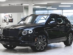 Bentley Bentayga 3.0 Hybrid 2021, màu đen sang trọng, đẳng cấp