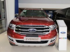 Cần bán Ford Everest Titanium 4x2 2020, màu đỏ, nhập khẩu Cần bán Ford Everest Titanium 4x2 2020, màu đỏ, nhập khẩu