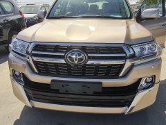 Bán Toyota Land Cruiser VXS 2021, màu vàng, nhập khẩu nguyên chiếc Bán Toyota Land Cruiser VXS 2021, màu vàng, nhập khẩu nguyên chiếc