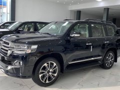 Bán Toyota Landcruiser 4.5 V8 máy dầu 2021 bản cao cấp nhất và ful đồ nhất, xe giao ngay Bán Toyota Landcruiser 4.5 V8 máy dầu 2021 bản cao cấp nhất và ful đồ nhất, xe giao ngay