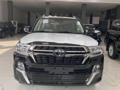 Toyota Land Cruiser 5.7 VXS 8 chỗ model 2021, xe có sẵn giao ngay Toyota Land Cruiser 5.7 VXS 8 chỗ model 2021, xe có sẵn giao ngay