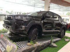 Toyota Hilux 2021 giao ngay giá tốt khuyến mãi hỗ trợ góp