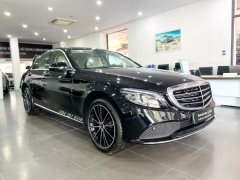 Bán Mercedes C200 Exclusive 2021 đã qua sử dụng chính hãng, siêu lướt giá tiết kiệm tới 260tr, trả góp 80% lãi suất thấp Bán Mercedes C200 Exclusive 2021 đã qua sử dụng chính hãng, siêu lướt giá tiết kiệm tới 260tr, trả góp 80% lãi suất thấp