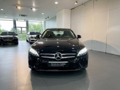 Cần bán xe Mercedes C180 2020, màu đen