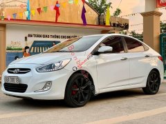 Bán Hyundai Accent 1.4 MT năm sản xuất 2015, màu trắng, nhập khẩu nguyên chiếc