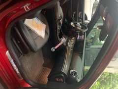 Cần bán Mercedes E300 năm sản xuất 2019, màu đỏ Cần bán Mercedes E300 năm sản xuất 2019, màu đỏ