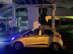 Bán Hyundai Grand i10 1.2 MT đời 2017, màu bạc Bán Hyundai Grand i10 1.2 MT đời 2017, màu bạc