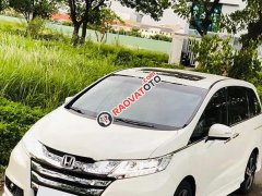 Bán Honda Odyssey 2.4 AT năm 2016, màu trắng, nhập khẩu nguyên chiếc còn mới