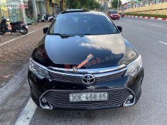 Bán Toyota Camry 2.0E năm 2016, màu đen chính chủ, giá chỉ 725 triệu Bán Toyota Camry 2.0E năm 2016, màu đen chính chủ, giá chỉ 725 triệu