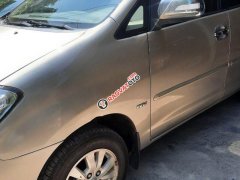 Cần bán xe Toyota Innova năm sản xuất 2010, màu bạc Cần bán xe Toyota Innova năm sản xuất 2010, màu bạc
