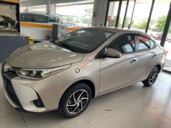 Bán xe Toyota Vios 1.5E CVT màu nâu vàng giao ngay, khuyến mãi lớn Bán xe Toyota Vios 1.5E CVT màu nâu vàng giao ngay, khuyến mãi lớn
