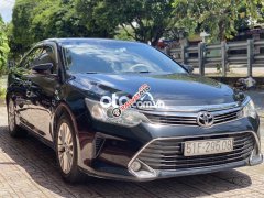 Xe Toyota Camry 2.5G sản xuất năm 2015 còn mới, giá tốt