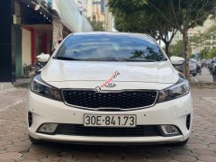 Cần bán gấp Kia Cerato 2.0AT sx năm 2017, giá cạnh tranh