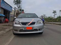 Cần bán gấp Toyota Vios MT đời 2005, màu bạc còn mới 