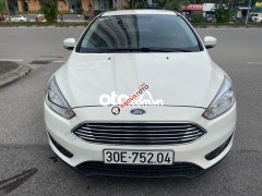 Bán Ford Focus Trend 1.5L đời 2017, màu trắng