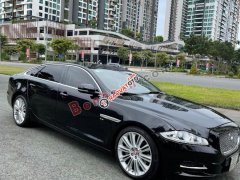 Cần bán gấp Jaguar XJ năm 2015, màu đen, nhập khẩu