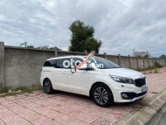 Bán xe Kia Sedona GATH đời 2017, màu trắng 