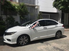Bán xe Honda City TOP sản xuất năm 2017, màu trắng còn mới, giá tốt