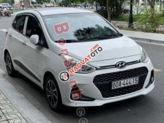 Cần bán Hyundai Grand i10 1.0 AT đời 2017, màu trắng còn mới giá cạnh tranh