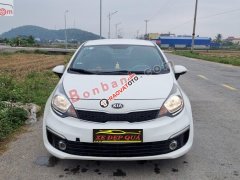 Cần bán Kia Rio AT năm sản xuất 2015, màu trắng xe gia đình